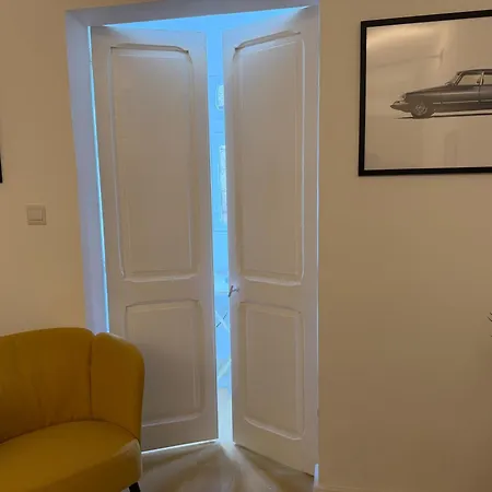 First Floor With Own Front Door - Valletta