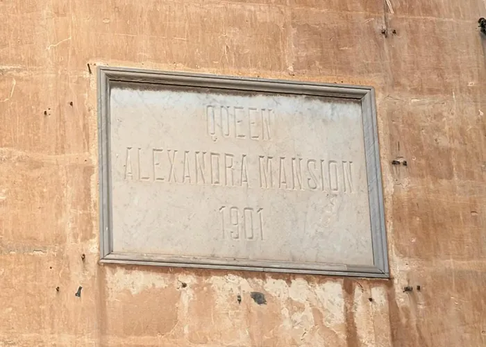 First Floor With Own Front Door -